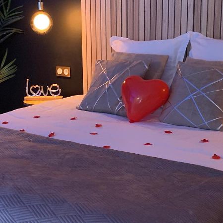 Cosy Spa Grigny Grigny  Екстериор снимка