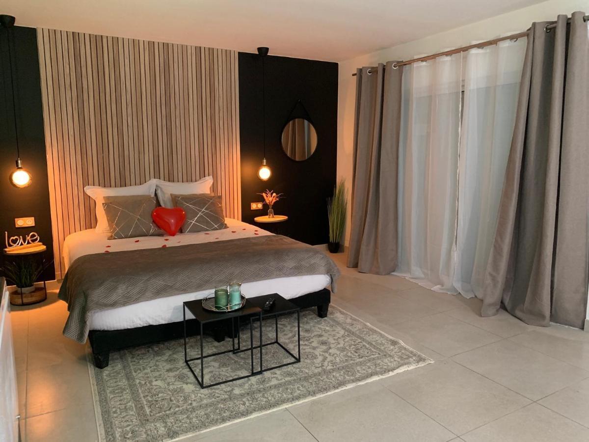 Cosy Spa Grigny Grigny  Екстериор снимка